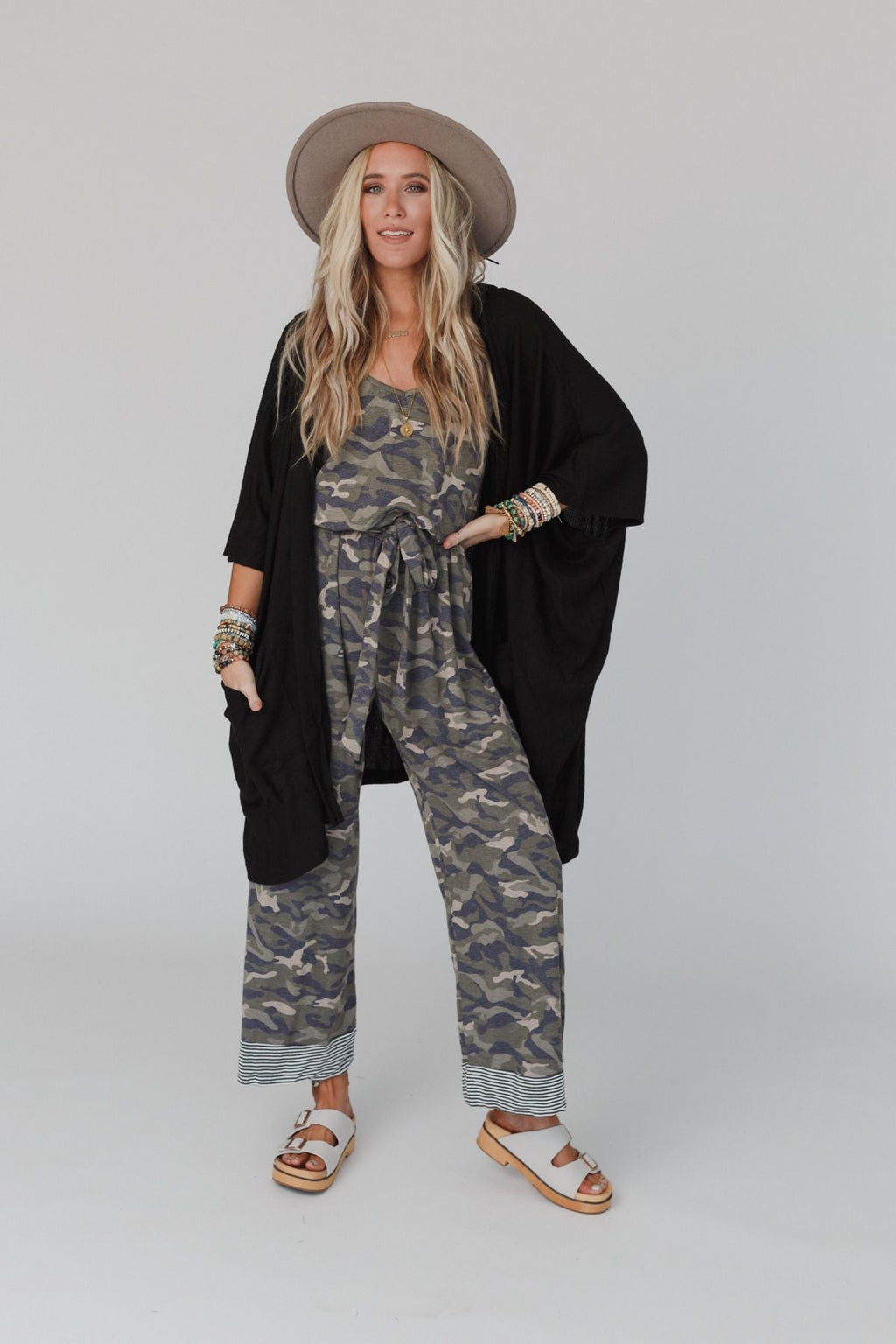 The Nest Boho Essential Hooded Ribbed Sweater - Black