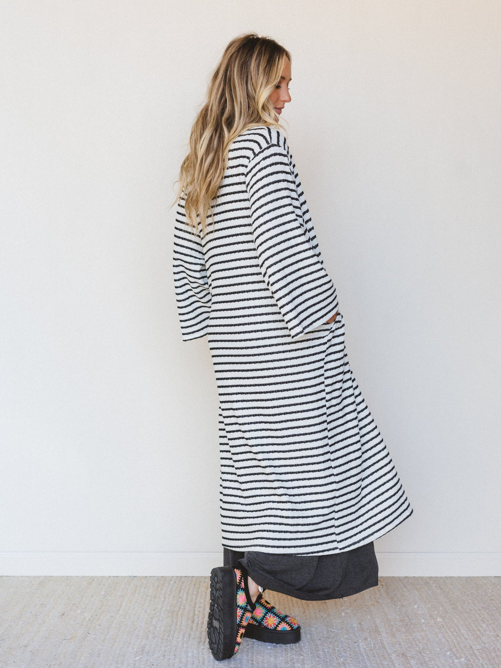 The Nest Venyx Striped Duster Cardigan - Cream Black