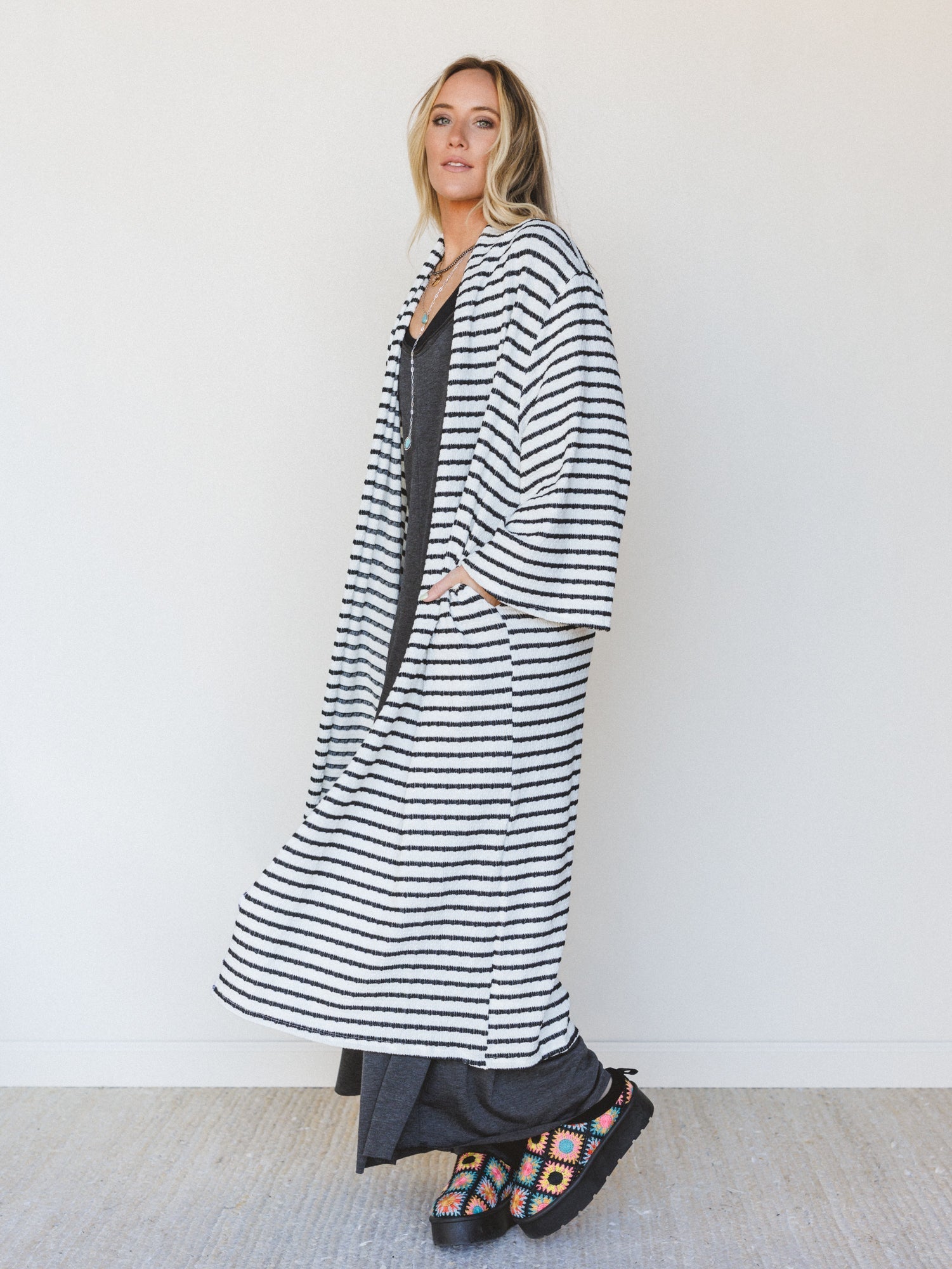 The Nest Venyx Striped Duster Cardigan - Cream Black