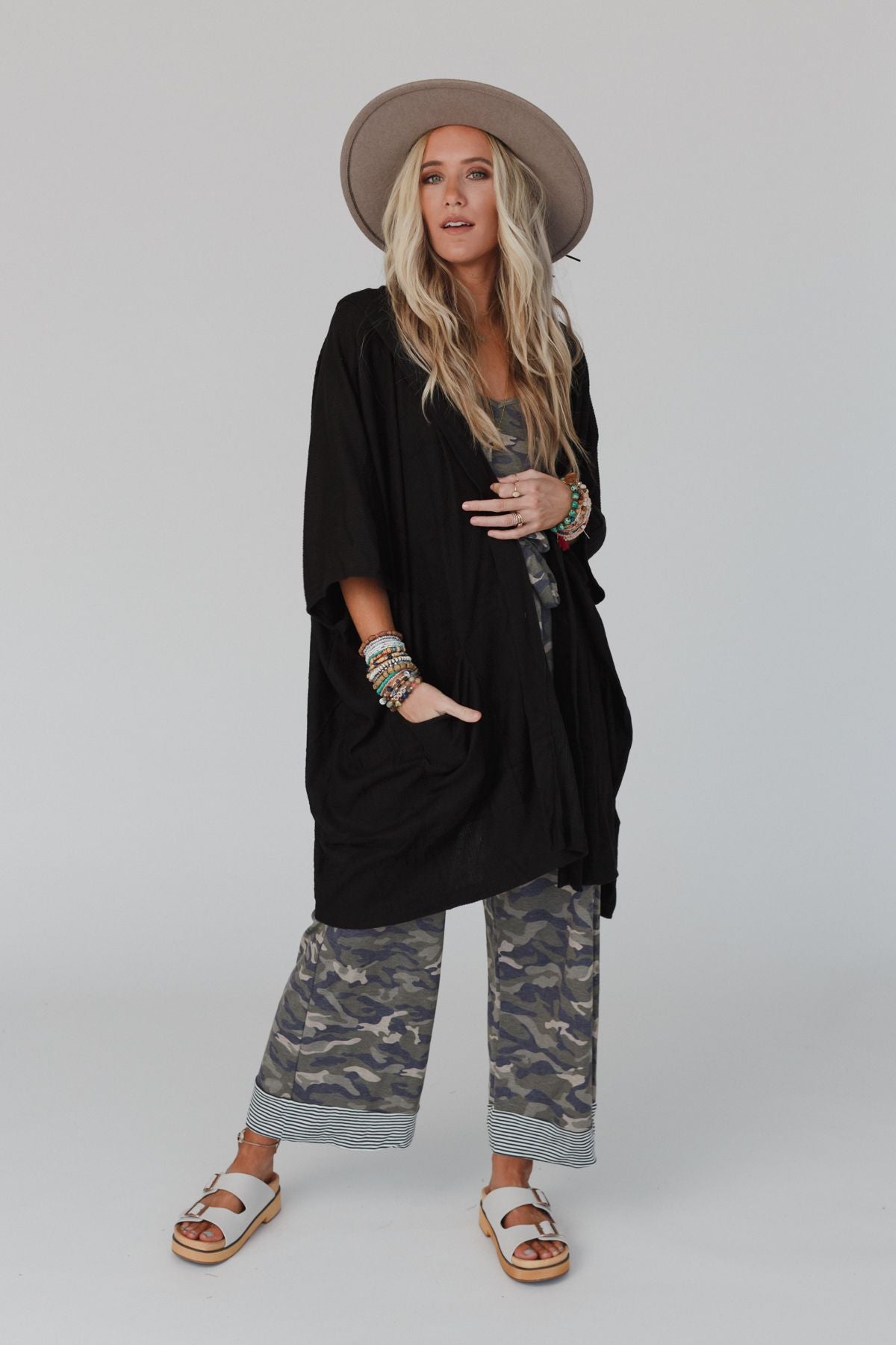 The Nest Boho Essential Hooded Ribbed Sweater - Black