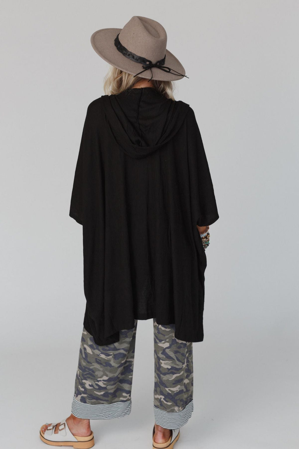 The Nest Boho Essential Hooded Ribbed Sweater - Black