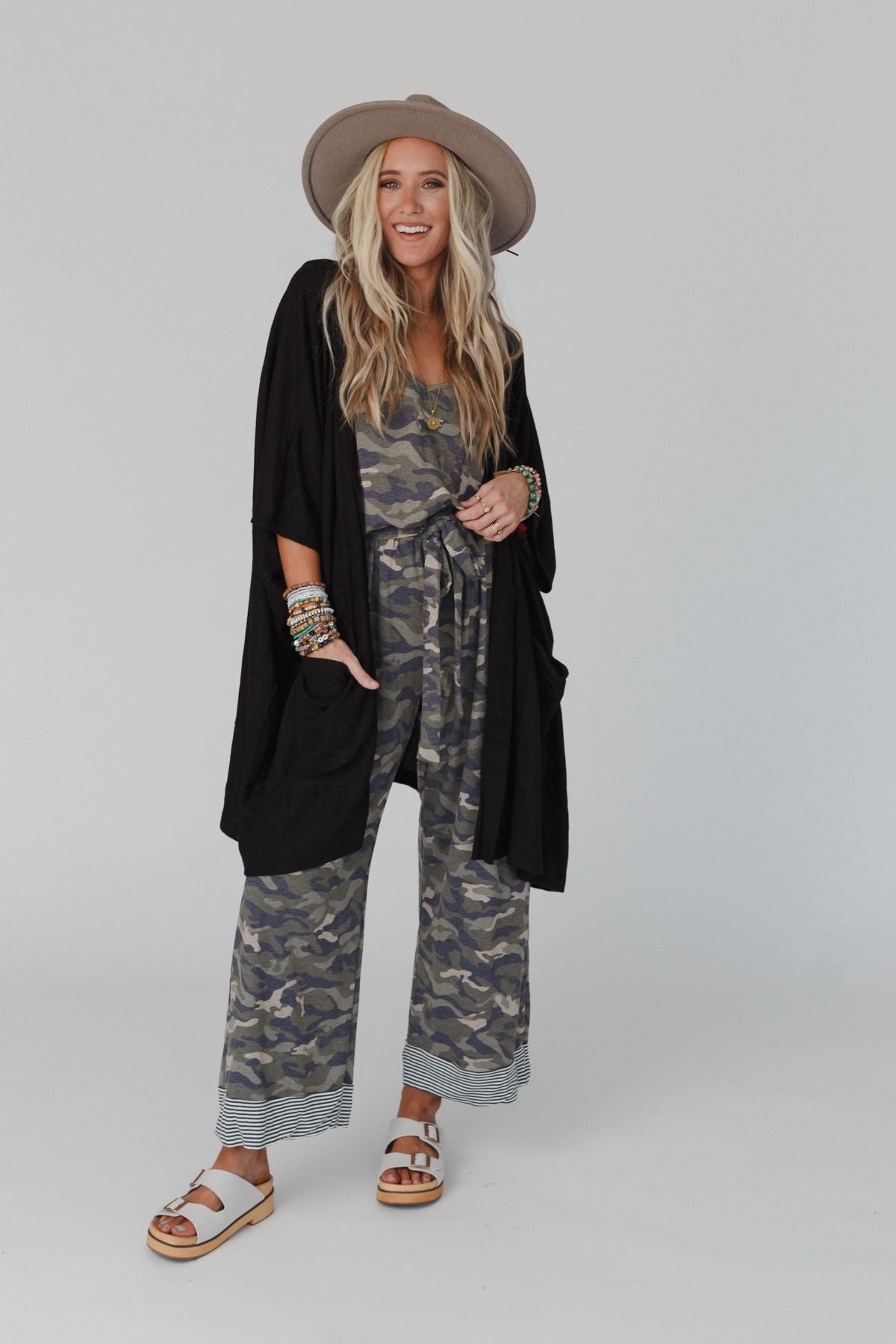 The Nest Boho Essential Hooded Ribbed Sweater - Black